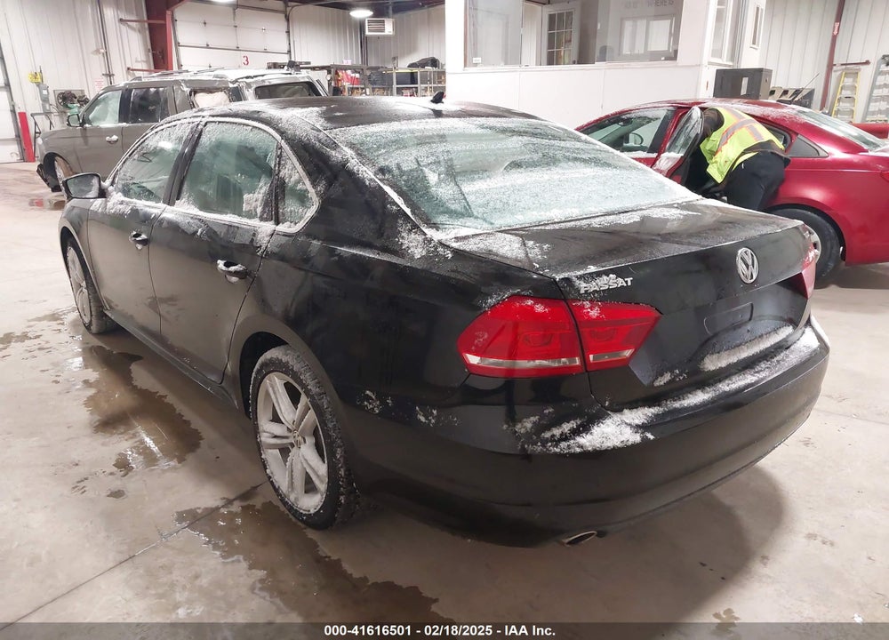 2014 VOLKSWAGEN PASSAT VIN: 1VWBN7A3XEC089977