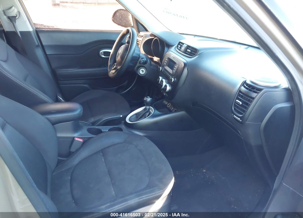 2016 KIA SOUL VIN: KNDJN2A20G7311575