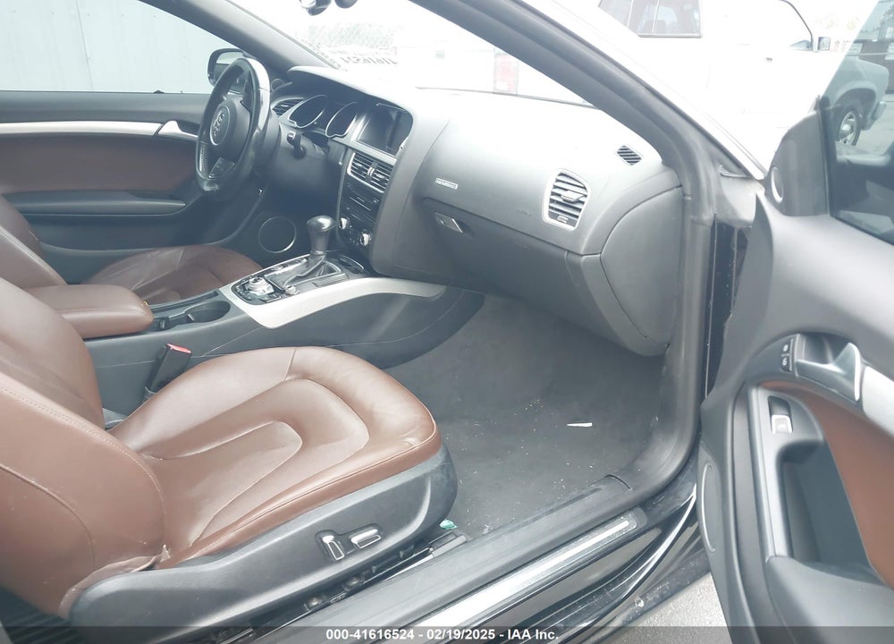 2014 AUDI A5 2.0T PREMIUM VIN: WAULFAFRXEA028541