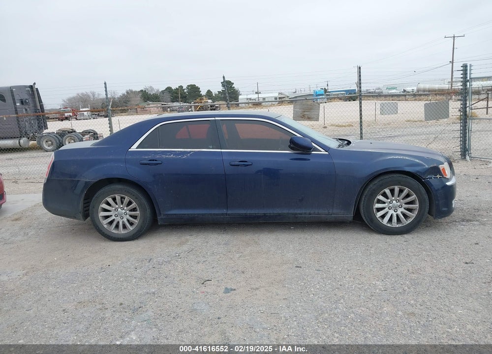 2014 CHRYSLER 300 VIN: 2C3CCAAG8EH376085