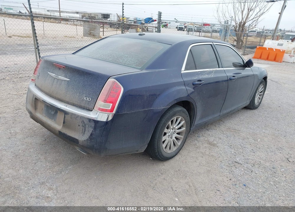 2014 CHRYSLER 300 VIN: 2C3CCAAG8EH376085