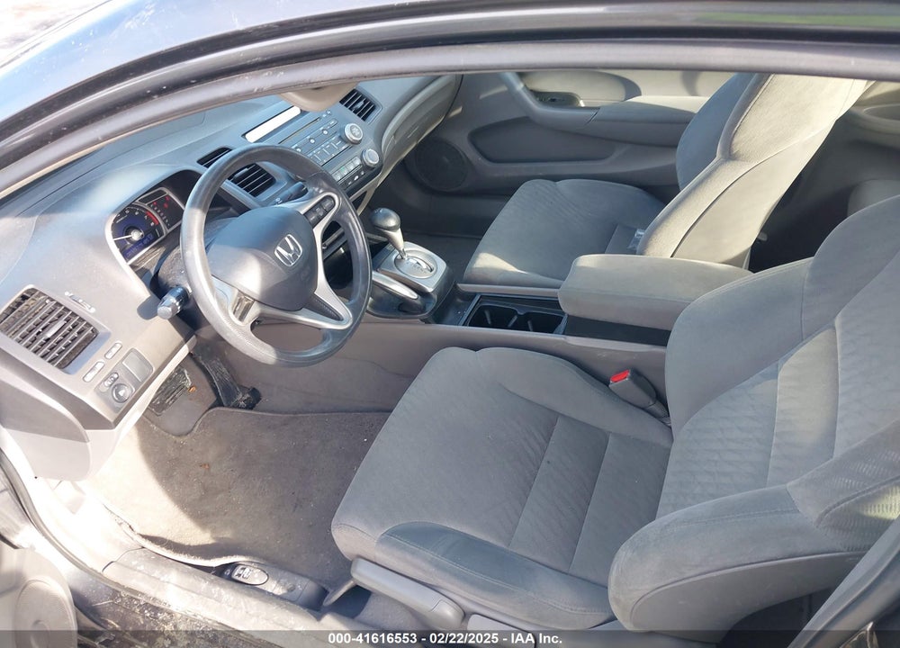 2011 HONDA CIVIC LX VIN: 2HGFG1B62BH513795