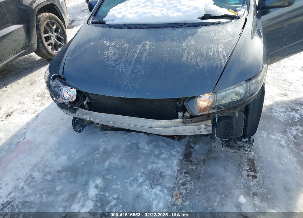 2011 HONDA CIVIC LX VIN: 2HGFG1B62BH513795