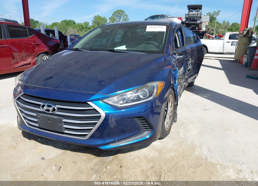 2017 HYUNDAI ELANTRA VIN: 5NPD74LF1HH186585