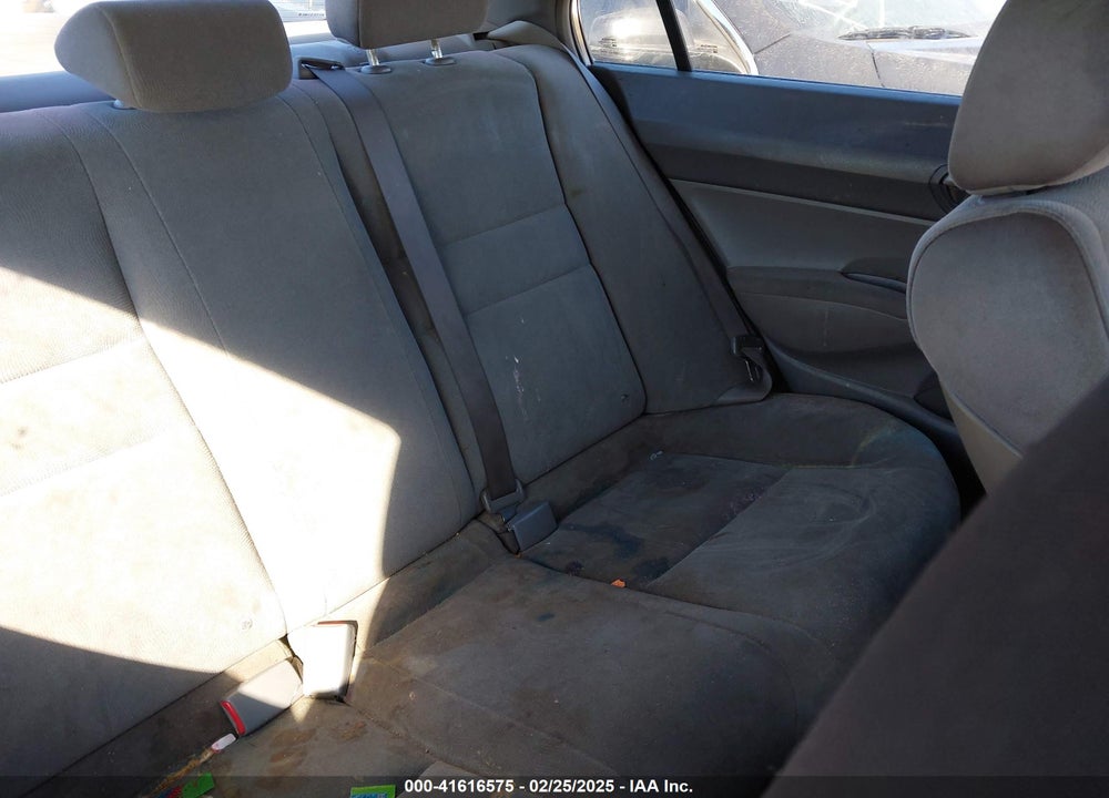 2008 HONDA CIVIC LX VIN: 2HGFA16518H317858