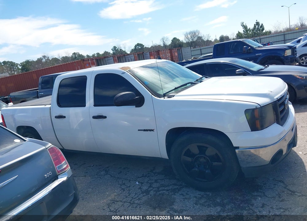 2011 GMC SIERRA 1500 VIN: 3GTP1VE06BG272410