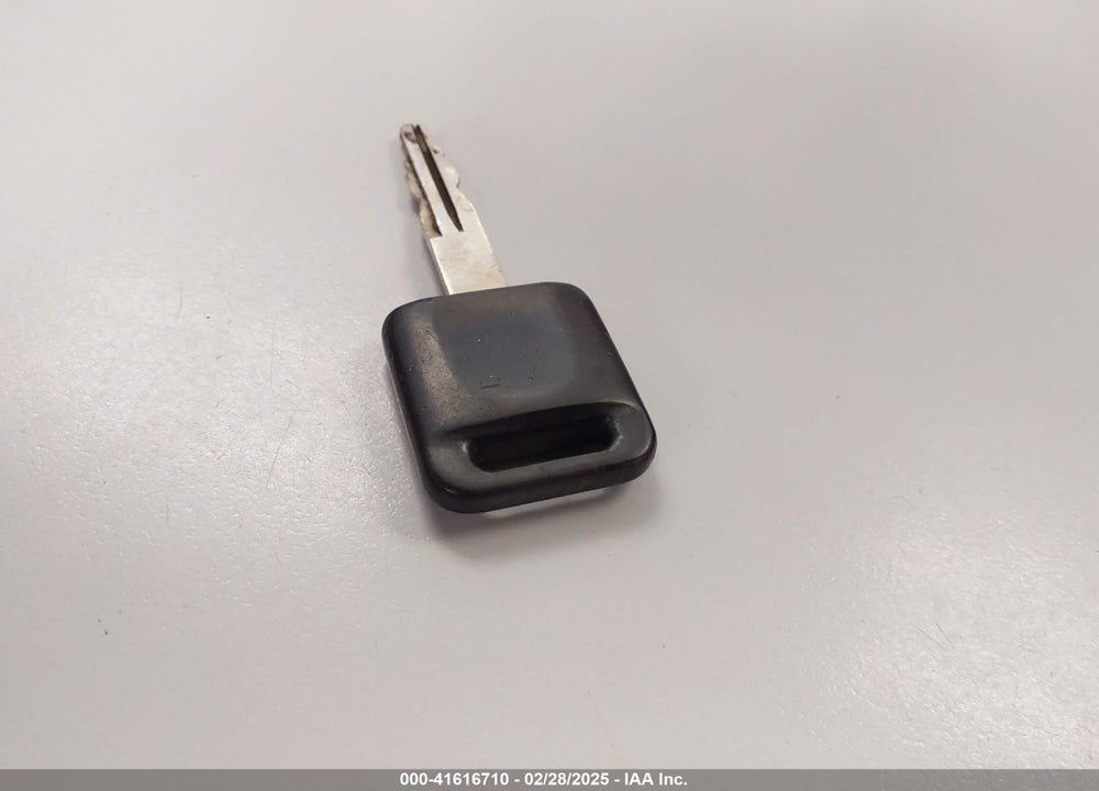2004 INFINITI QX56 VIN: 5N3AA08C14N811706