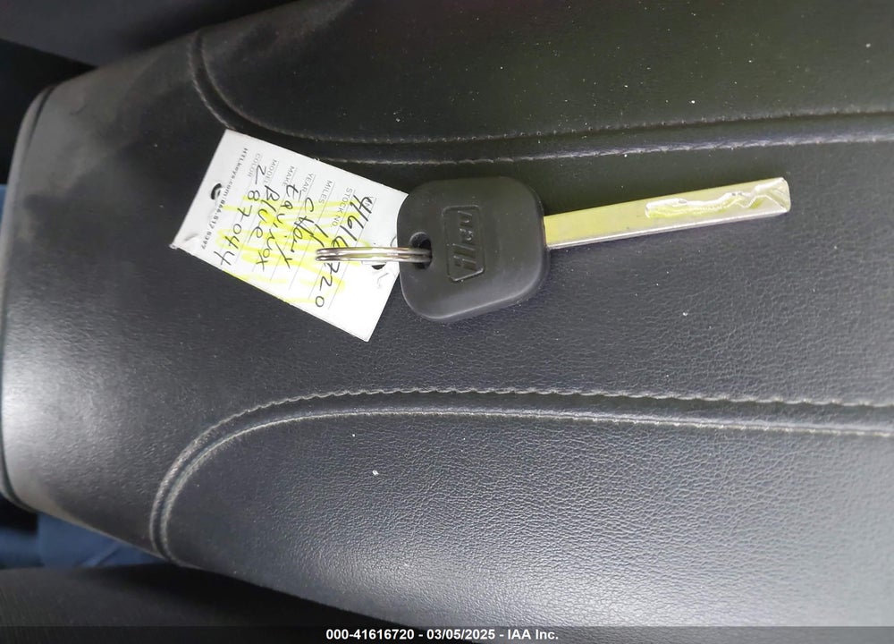 2011 CHEVROLET EQUINOX VIN: 2CNALFEC6B6287044