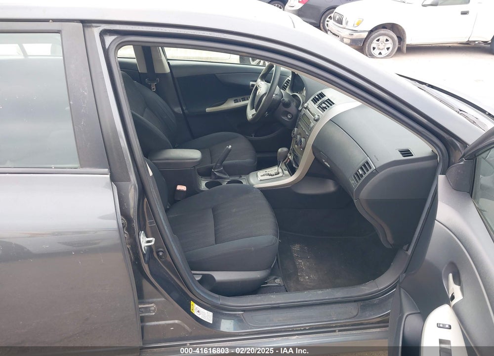2011 TOYOTA COROLLA VIN: 2T1BU4EE4BC686836