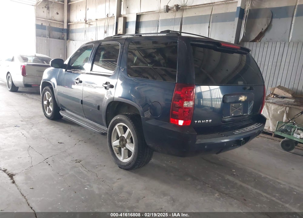 2007 CHEVROLET TAHOE LT VIN: 1GNFC13J77R105286
