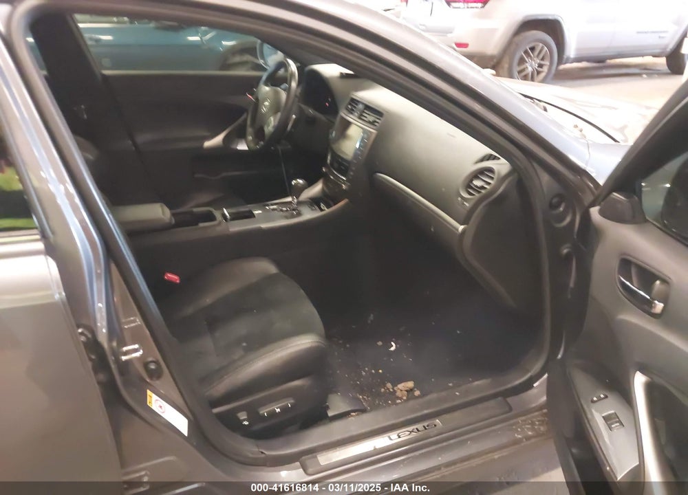 2013 LEXUS IS350 VIN: JTHBE5C23D5031478