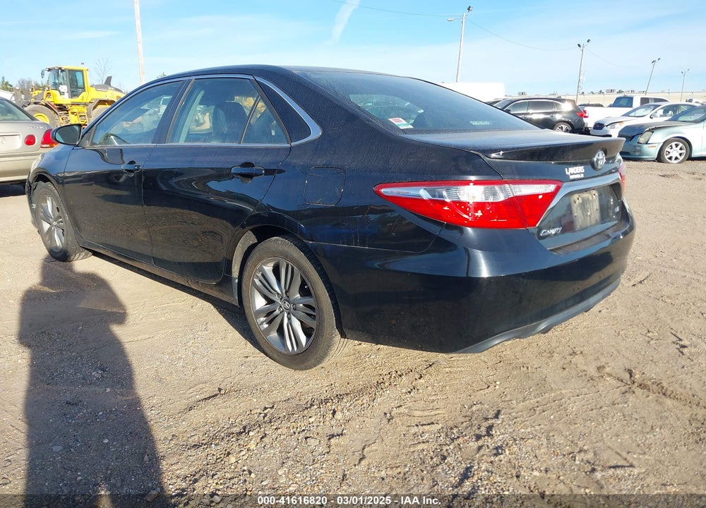 2017 TOYOTA CAMRY VIN: 4T1BF1FK4HU748305