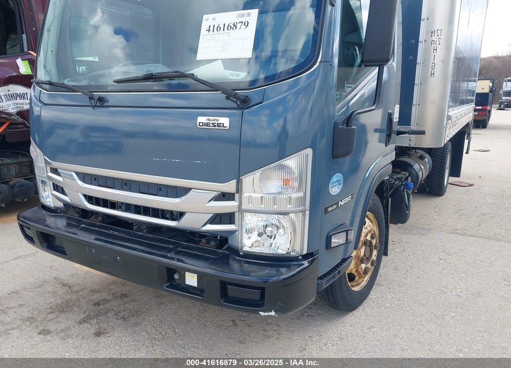 2020 ISUZU NRR VIN: JALE5W165L7302844