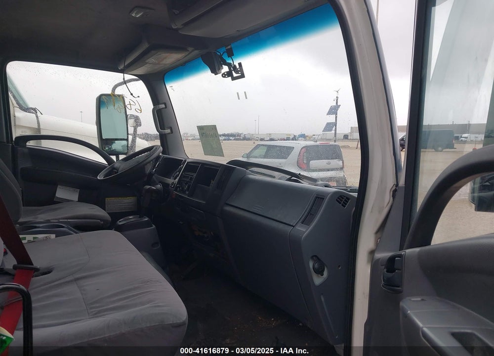 2020 ISUZU NRR VIN: JALE5W165L7302844