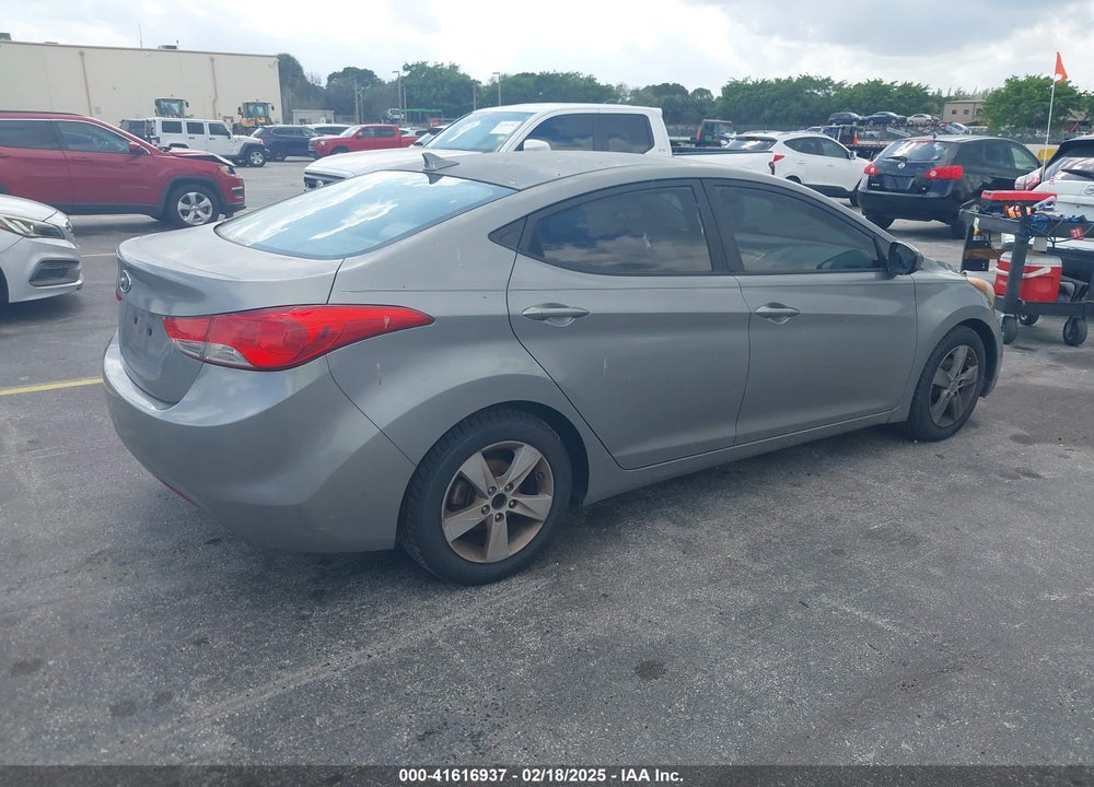 2011 HYUNDAI ELANTRA VIN: KMHDH4AEXBU113022