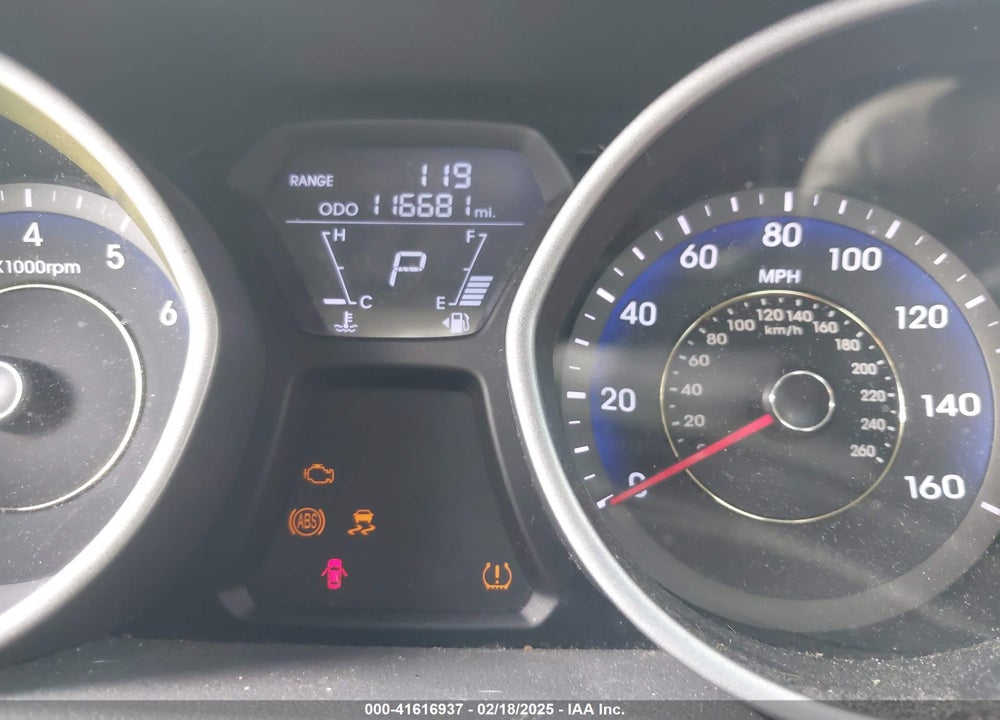 2011 HYUNDAI ELANTRA VIN: KMHDH4AEXBU113022