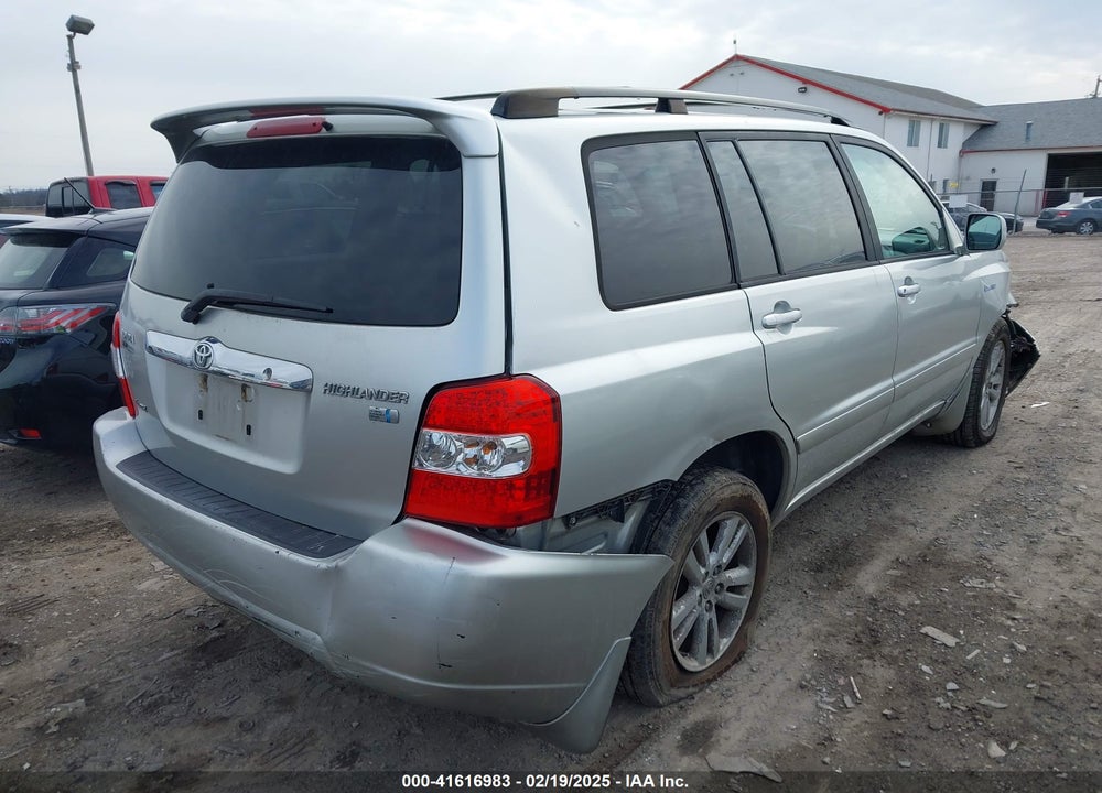 2006 TOYOTA HIGHLANDER HYBRID LIMITED V6 VIN: JTEEW21A660005649
