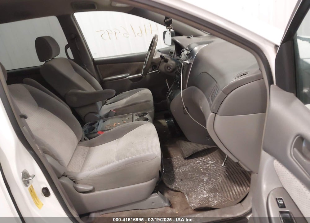 2007 TOYOTA SIENNA LE VIN: 5TDZK23C47S036557