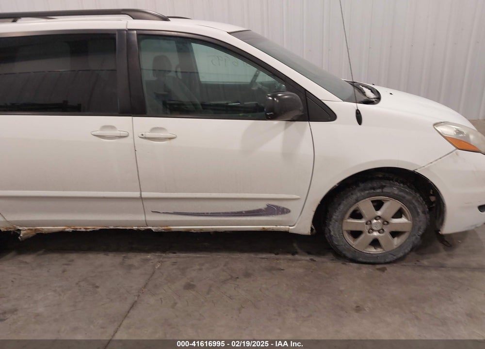 2007 TOYOTA SIENNA LE VIN: 5TDZK23C47S036557