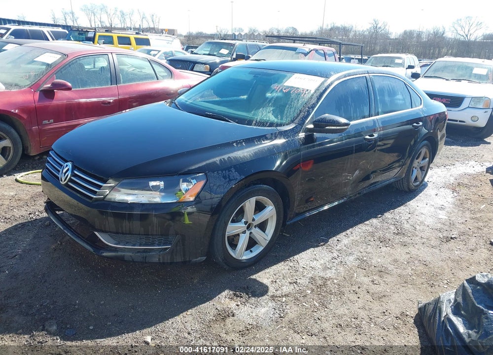 2012 VOLKSWAGEN PASSAT VIN: 1VWBH7A31CC047086