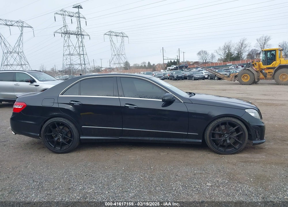 2013 MERCEDES-BENZ E 550 4MATIC VIN: WDDHF9BB2DA743379