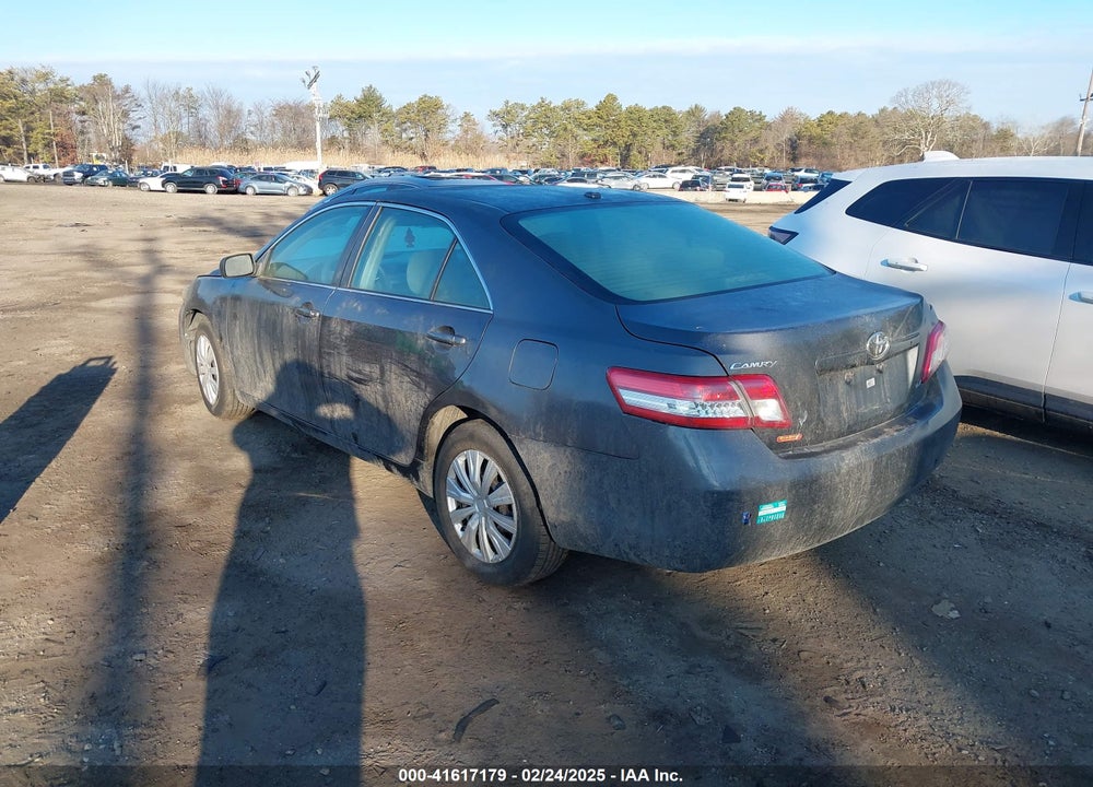 2011 TOYOTA CAMRY SE/LE/XLE VIN: 4T1BF3EK8BU607435