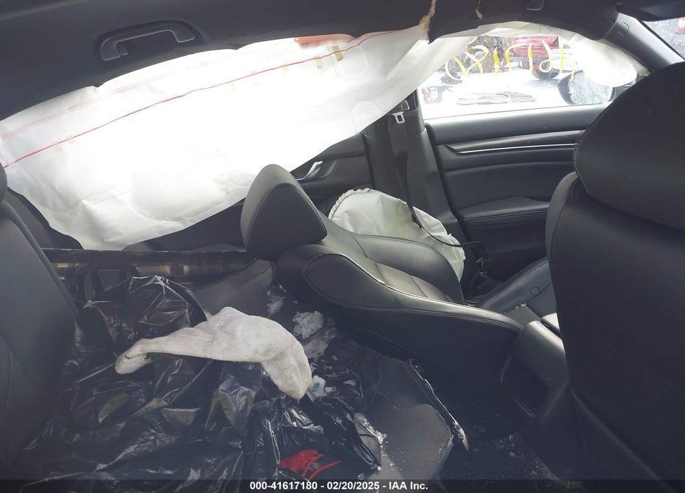 2018 HONDA ACCORD VIN: 1HGCV1F34JA246262