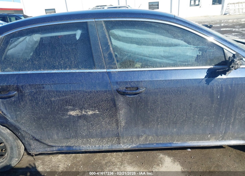 2012 VOLKSWAGEN PASSAT 2.5L SE VIN: 1VWBP7A38CC034225