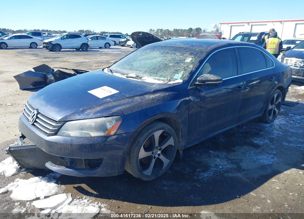 2012 VOLKSWAGEN PASSAT 2.5L SE VIN: 1VWBP7A38CC034225