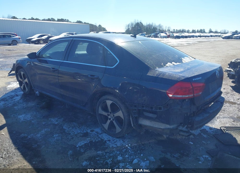 2012 VOLKSWAGEN PASSAT 2.5L SE VIN: 1VWBP7A38CC034225