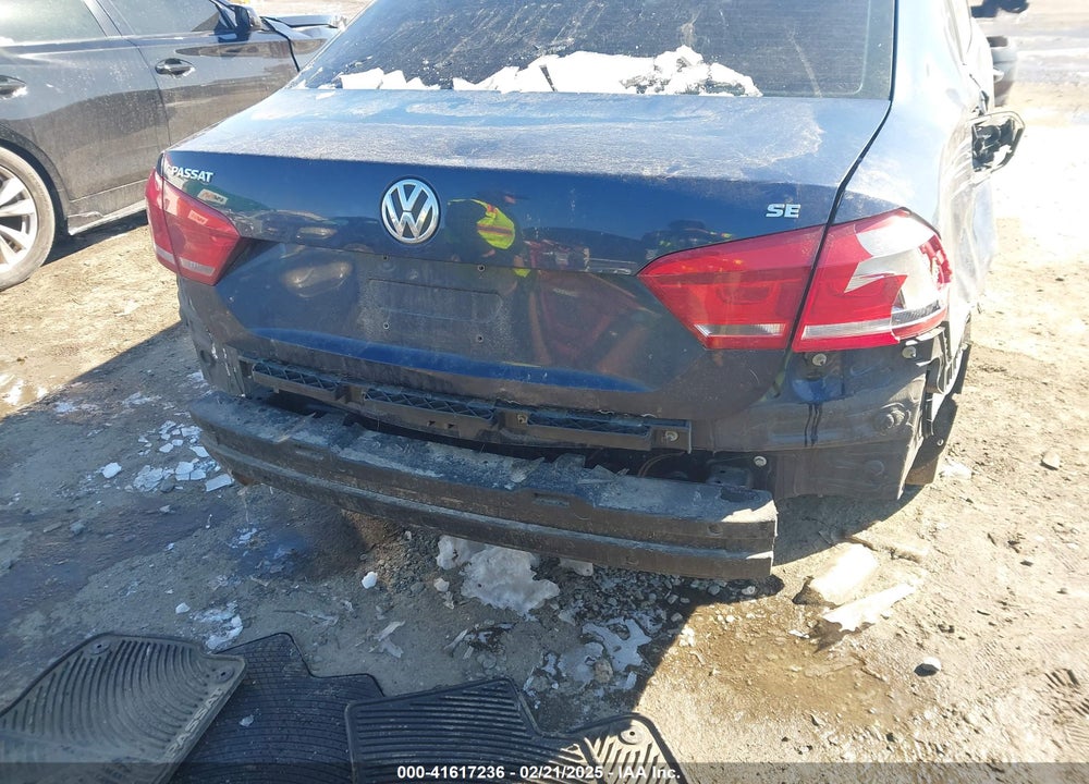 2012 VOLKSWAGEN PASSAT 2.5L SE VIN: 1VWBP7A38CC034225