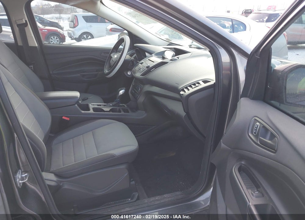 2017 FORD ESCAPE VIN: 1FMCU0F72HUD86085