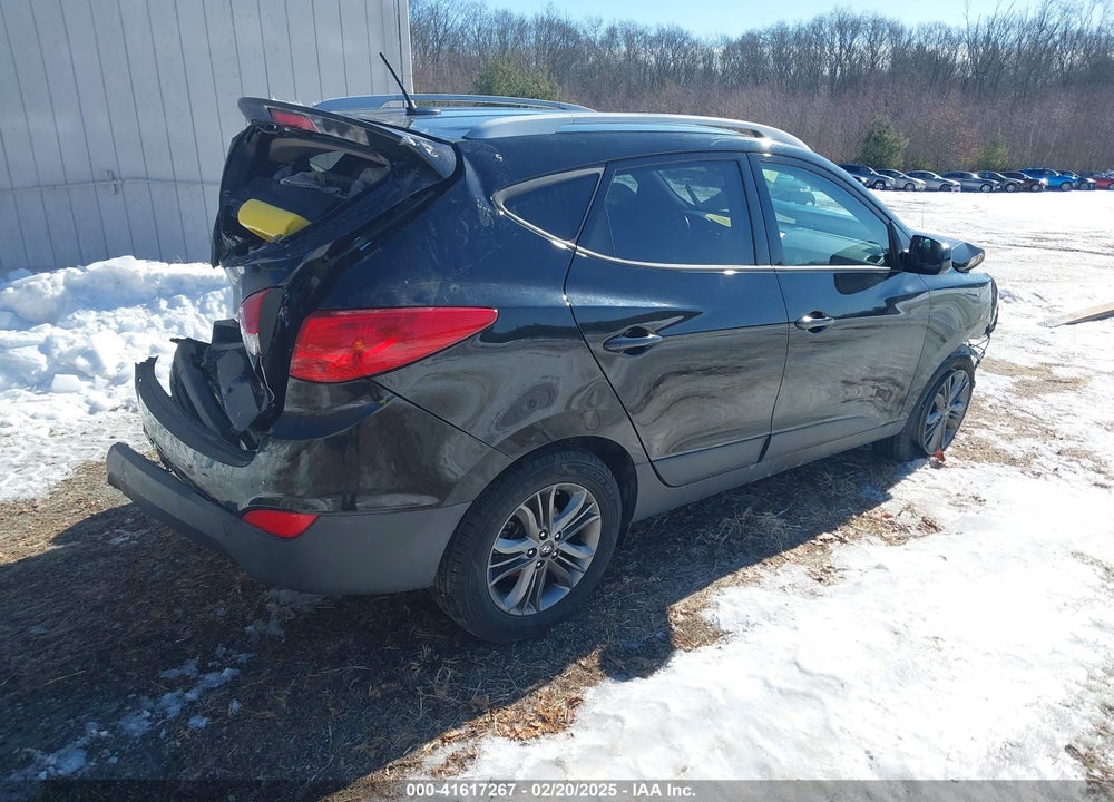 2015 HYUNDAI TUCSON SE VIN: KM8JUCAG1FU097986