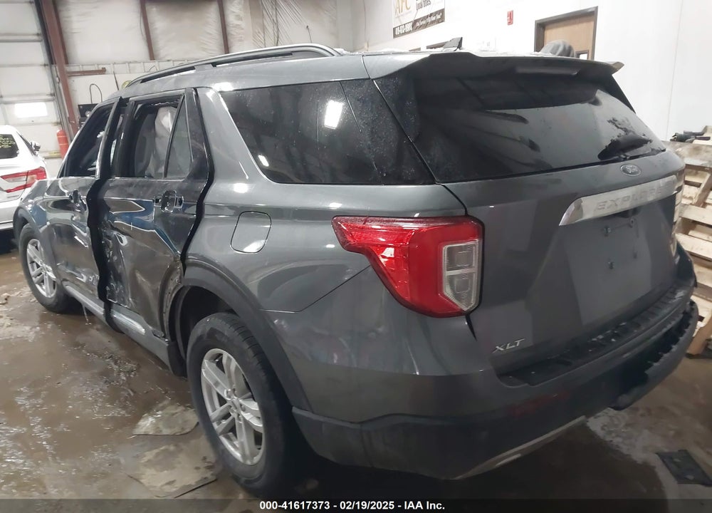 2023 FORD EXPLORER XLT VIN: 1FMSK8DH5PGA61147