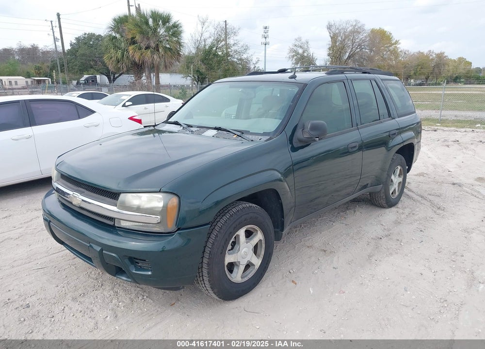 2005 CHEVROLET TRAILBLAZER LS VIN: 1GNDS13S152329419
