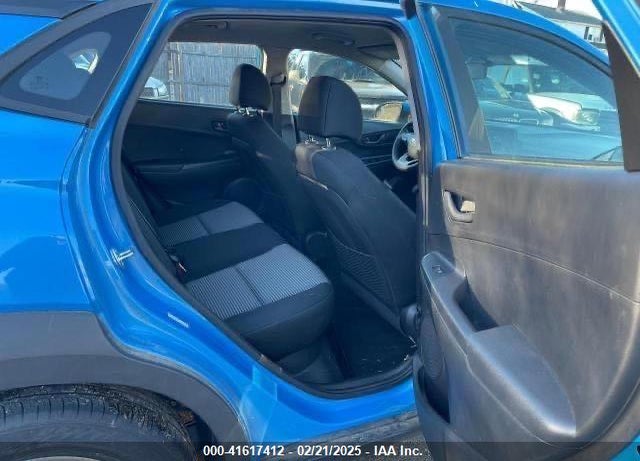 2018 HYUNDAI KONA SE VIN: KM8K1CAA8JU101050