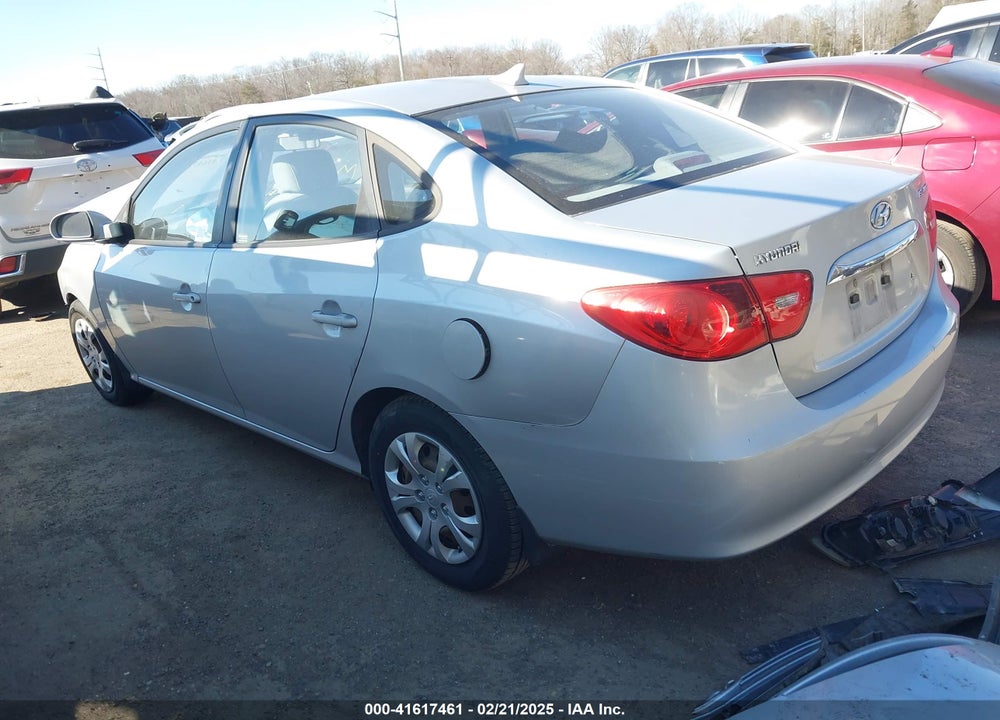2010 HYUNDAI ELANTRA VIN: KMHDU4AD2AU842763