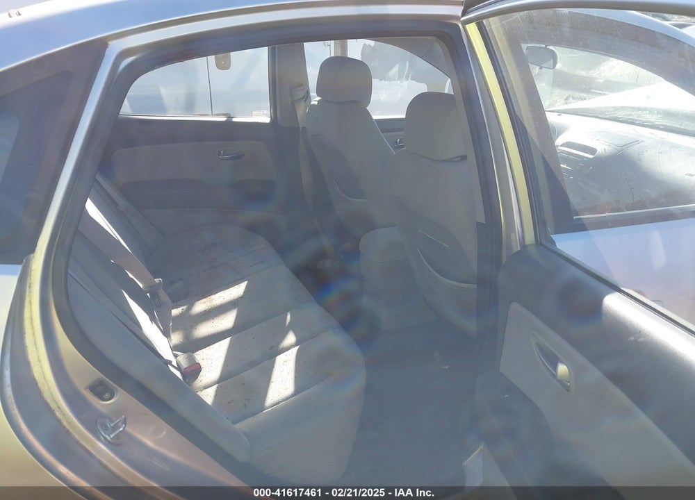 2010 HYUNDAI ELANTRA VIN: KMHDU4AD2AU842763