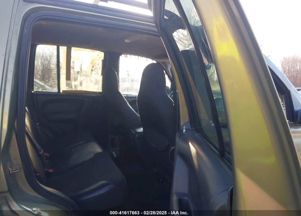 2002 JEEP LIBERTY RENEGADE VIN: 1J4GK38K52W295266
