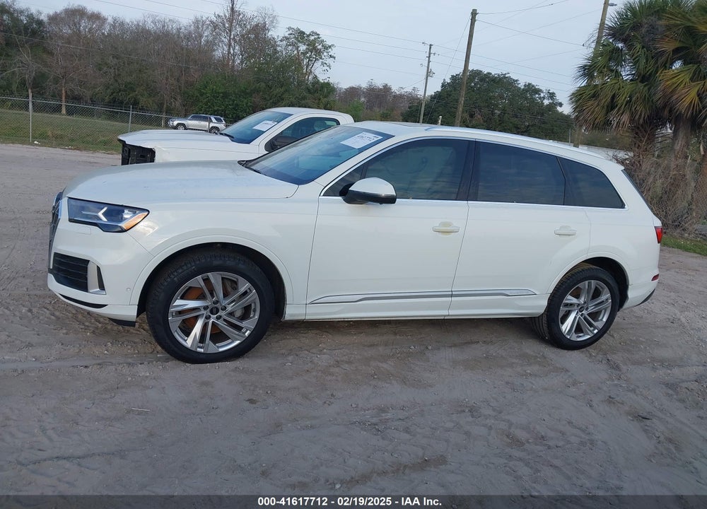 2024 AUDI Q7 VIN: WA1ACBF79RD001840