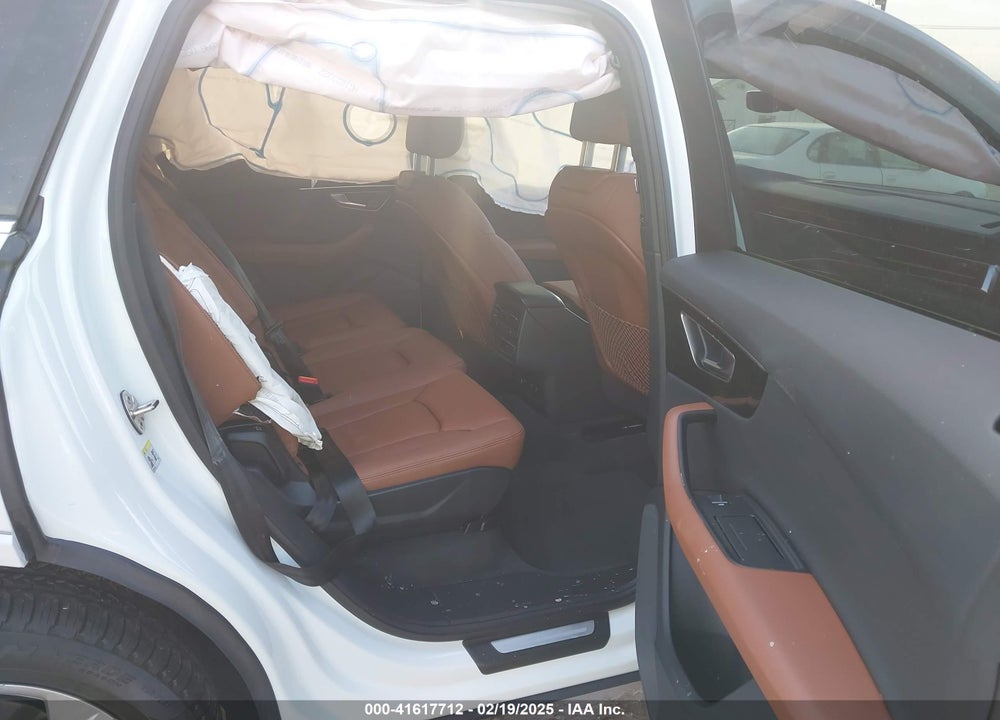 2024 AUDI Q7 VIN: WA1ACBF79RD001840