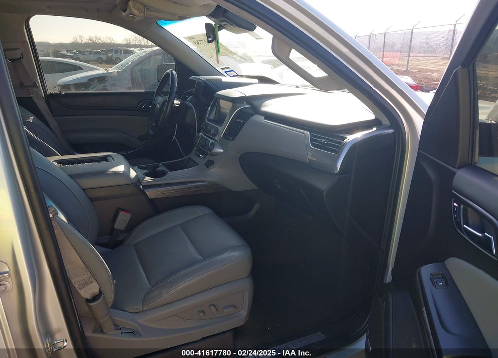 2016 CHEVROLET TAHOE VIN: 1GNSCBKC3GR131987