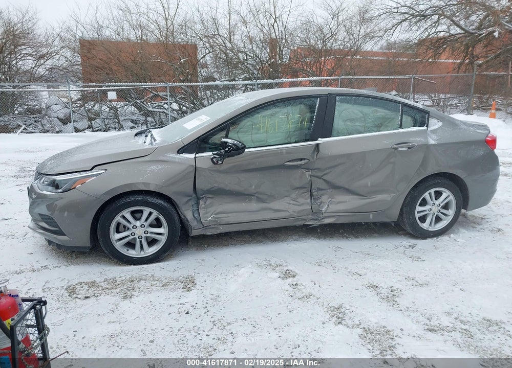 2018 CHEVROLET CRUZE VIN: 1G1BE5SM8J7224299