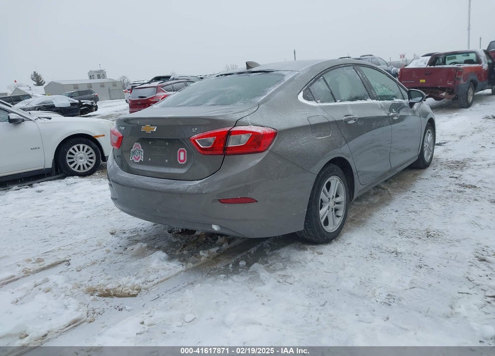2018 CHEVROLET CRUZE VIN: 1G1BE5SM8J7224299