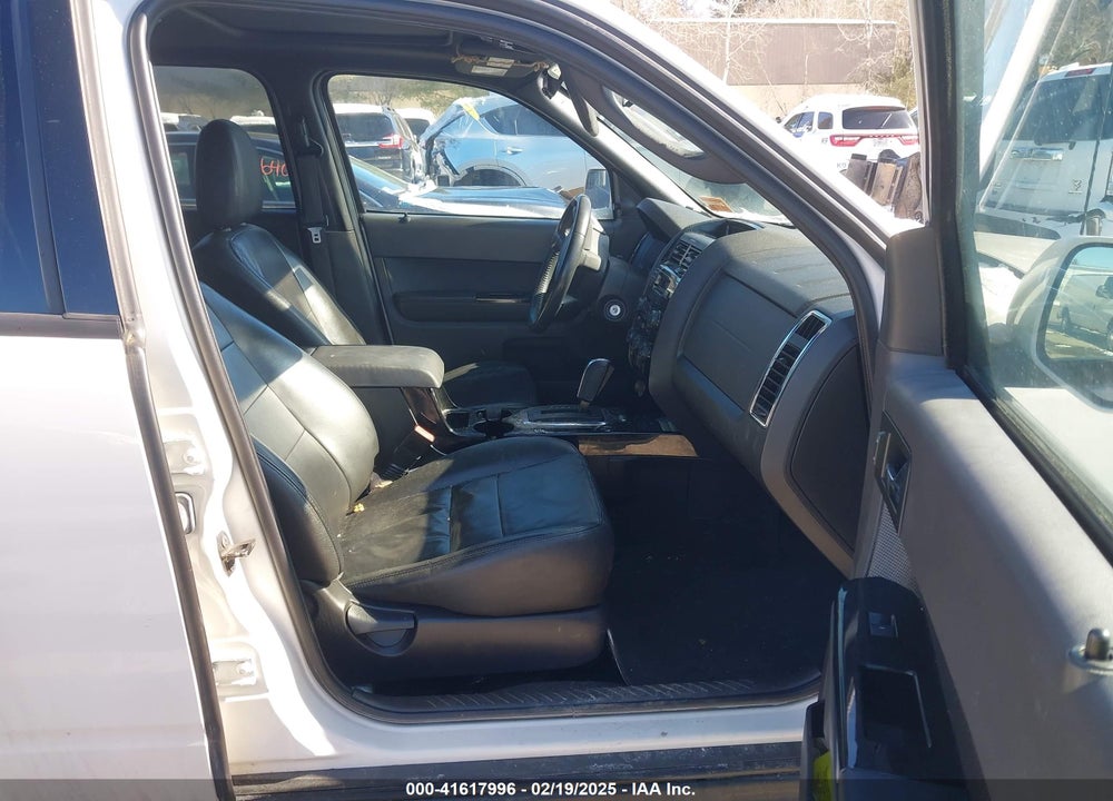 2011 FORD ESCAPE LIMITED VIN: 1FMCU9EG4BKB41300