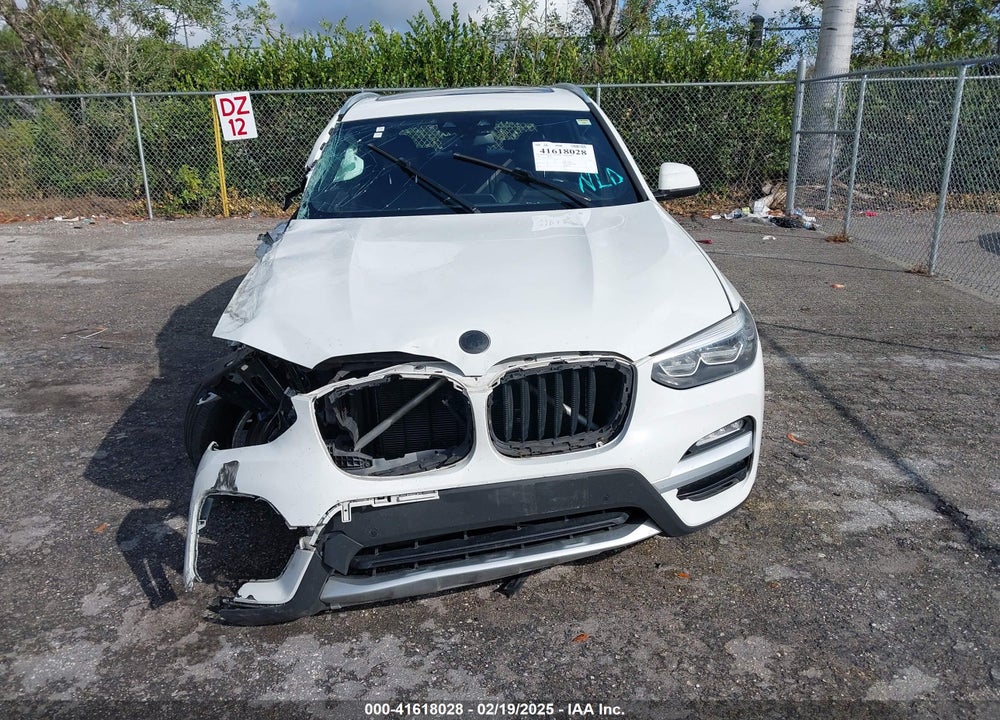 2019 BMW X3 VIN: 5UXTR7C52KLR50511