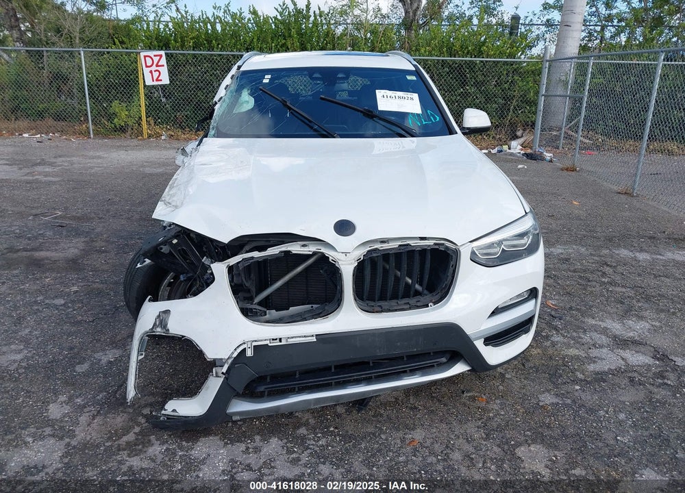 2019 BMW X3 VIN: 5UXTR7C52KLR50511