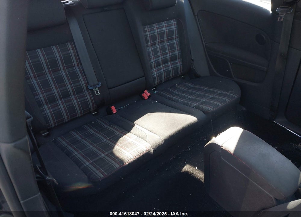 2010 VOLKSWAGEN GTI VIN: WVWEV7AJ9AW146709