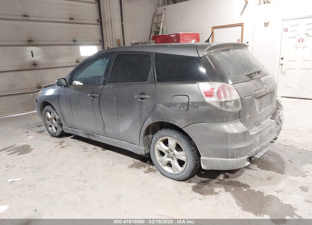 2005 TOYOTA MATRIX/XR VIN: 2T1KR32E25C368895