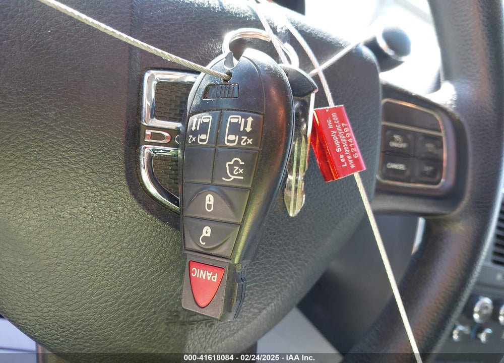 2014 DODGE GRAND CARAVAN SXT VIN: 2C4RDGCG2ER153330